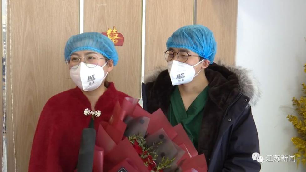 太阳成tyc7111cc官网|吴尊父女默契大考验 NeiNei观战世界杯难过落泪(图1) 太阳成tyc7111cc官网