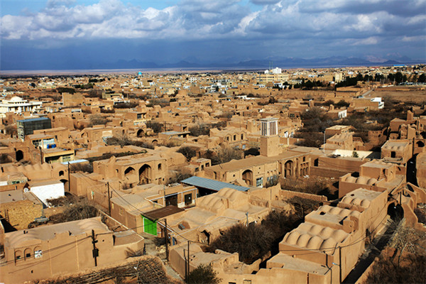 恋上90后男生?! 东方卫视知名主持马杰大胆演绎姐弟恋-太阳成tyc7111cc官网(图3) tyc7111cc太阳成集团